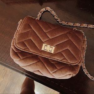 Light pink/mauve and gold velvet purse